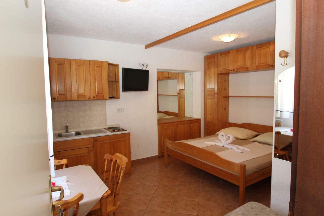Appartments Mali Raj Vrsar Dış mekan fotoğraf