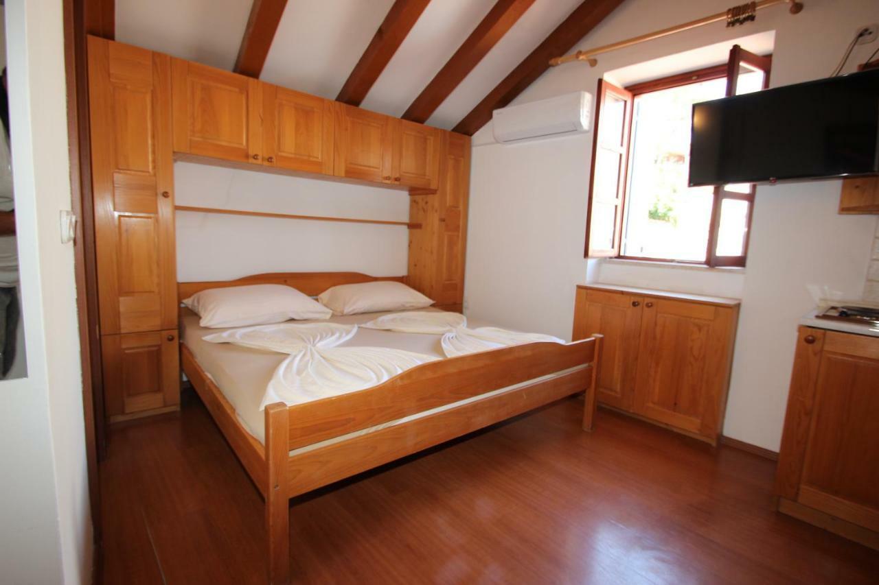 Appartments Mali Raj Vrsar Dış mekan fotoğraf